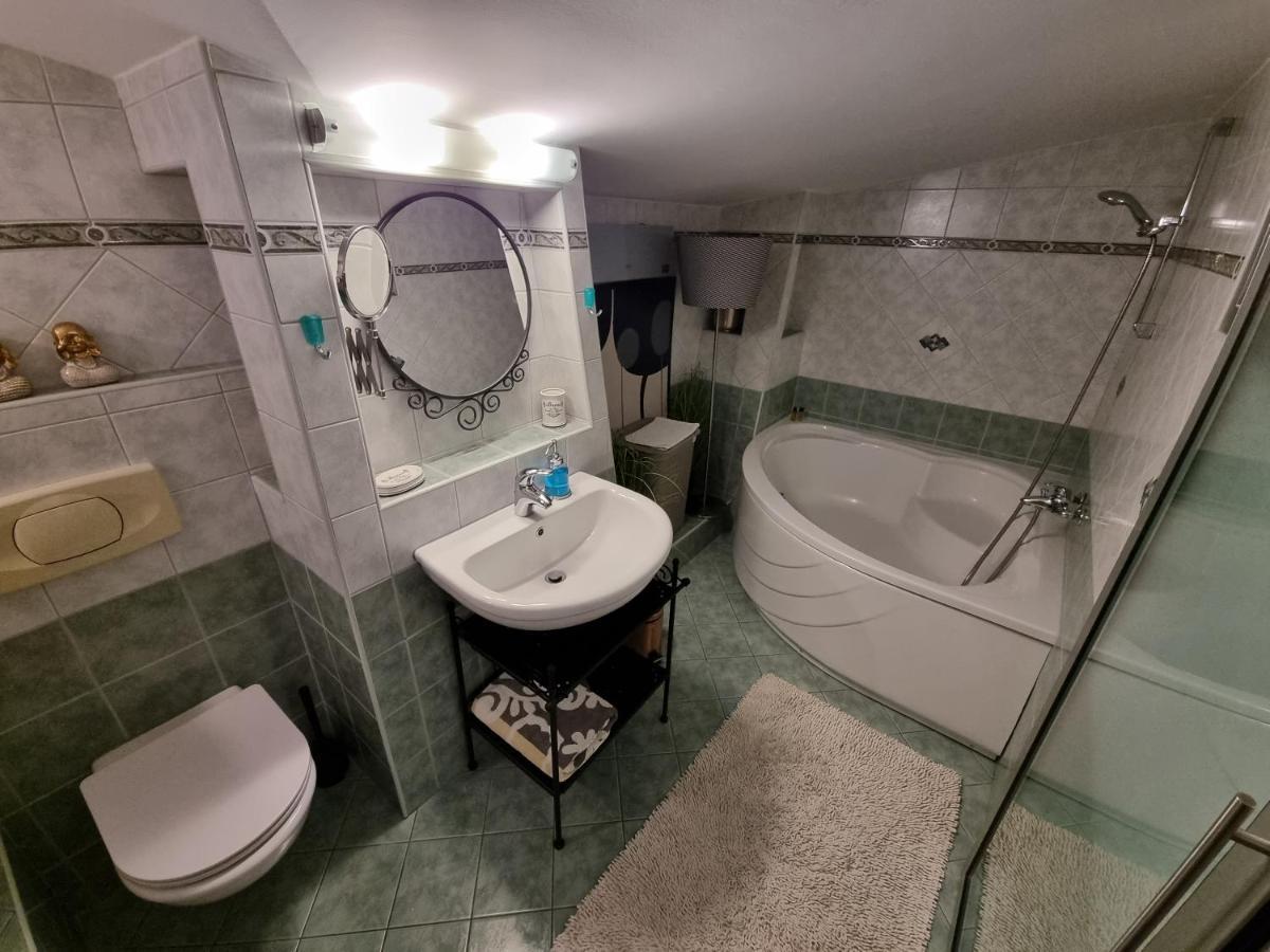 Arena Design Apartments With Free Private Parking And With A Terrace Pula Exteriér fotografie