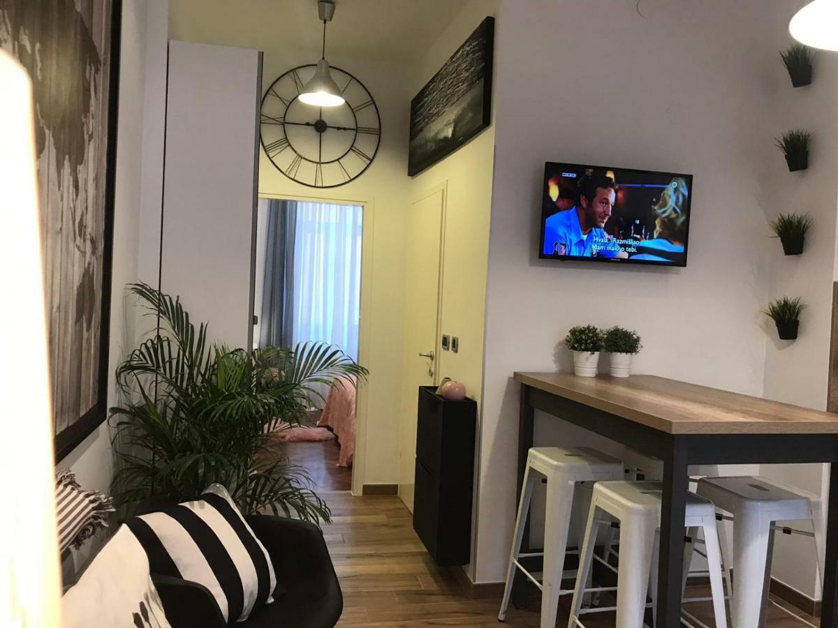 Arena Design Apartments With Free Private Parking And With A Terrace Pula Exteriér fotografie